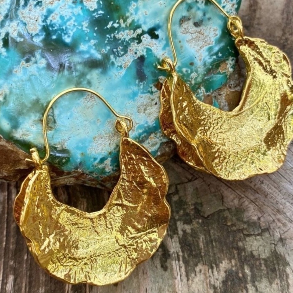 Zara Gold Crescent Hoop Earrings - Picture 3 of 11